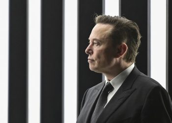 Inside Track: For Lawyers Working for Musk, It’s Been a Year of Mayhem