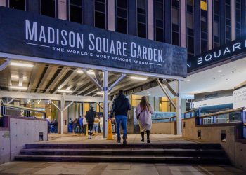 NY bill would stop MSG from kicking out enemy lawyers