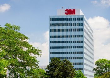 Earplug Lawyers: Talc Dismissal ‘Knocks The Props Out’ Of 3M Case