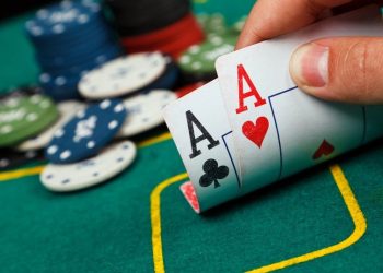 How Poker Can Make Lawyers Better Negotiators